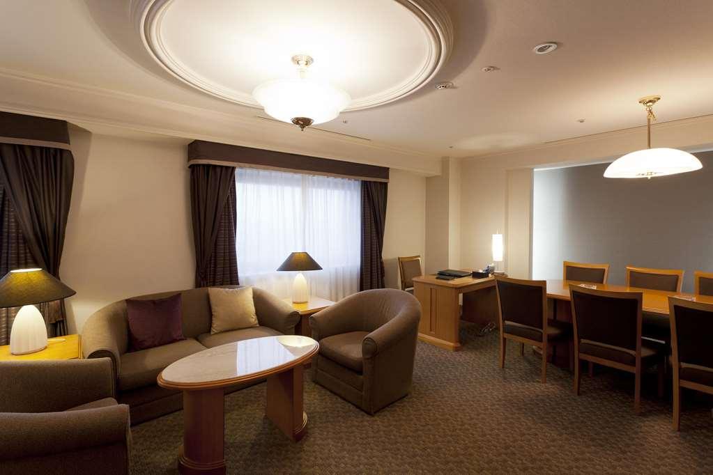 โรงแรม ฮากะตะ เอ็กซ์เซล โตกิว 4*